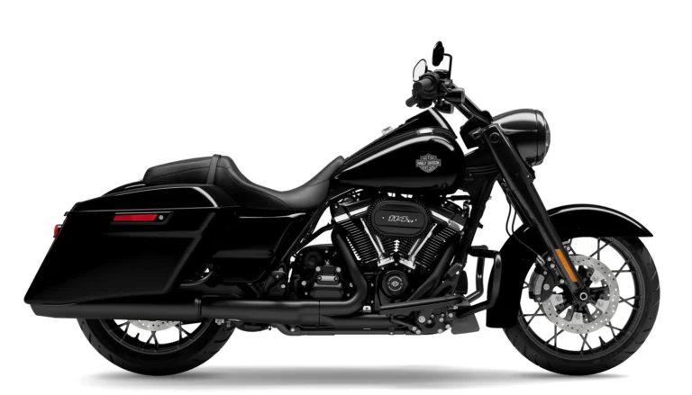 All New 2025 Harley-Davidson® Heritage Classic Cruiser Vivid Black